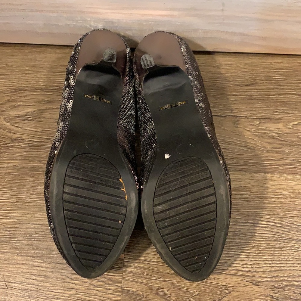 Vanity sequence Heels - Picture 5 of 5